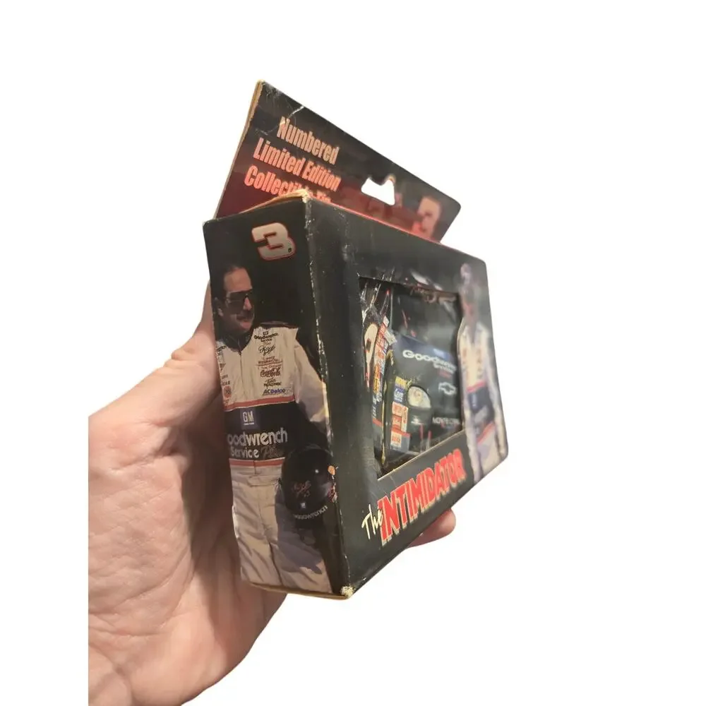 Dale Earnhardt Intimidator 2000 NASCAR Collectible Tin Playing Cards Sealed